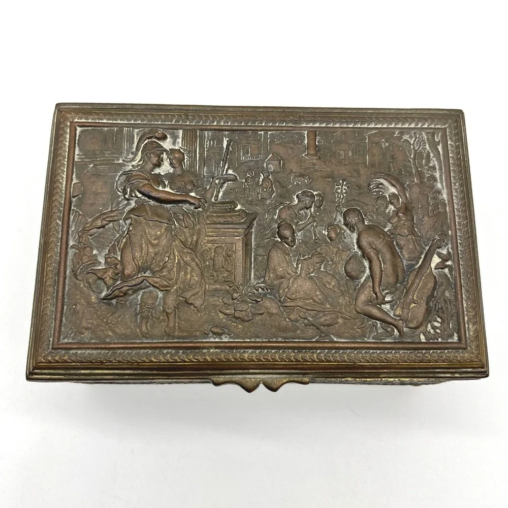 Antique Jennings Brothers‎ JB Repousse Ornate Jewelry Trinket Box Classical Lid